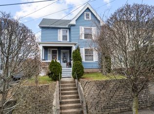 24 4th St, Meriden, CT 06451