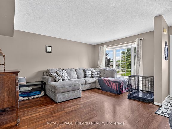 3rd image of 267 Fleming Dr