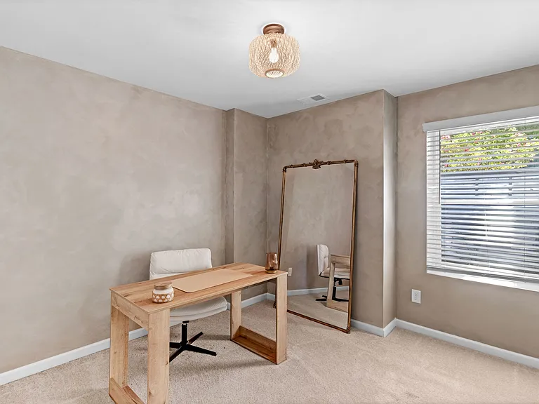 2211 Statesville Ave — Photo 19