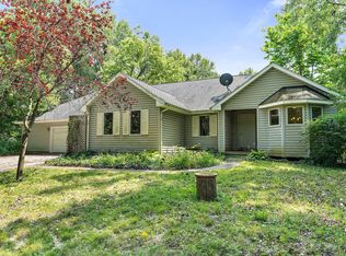 18707 Stevens Rd, Marengo, IL 60152