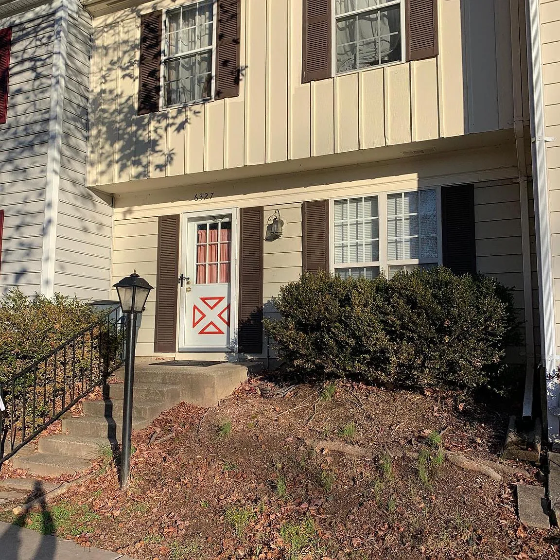 3 bed, 1.5 bath, 1120 sqft, $2,500 — Photo 1