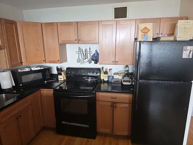 Kitchen w/ abundant cabinet space
