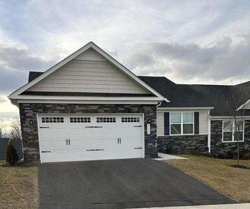 4660 Melville St, Rockingham, VA, 22801