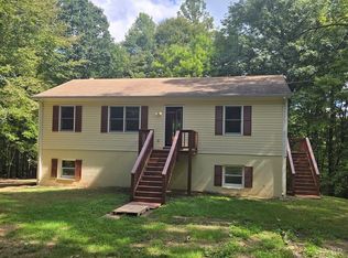 906 Equestrian Trail Rd, New Canton, VA 23123