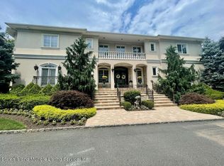 51 Romer Rd, Staten Island, NY