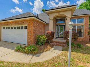 1951 Procteridge Ct, Fort Walton Beach, FL 32547