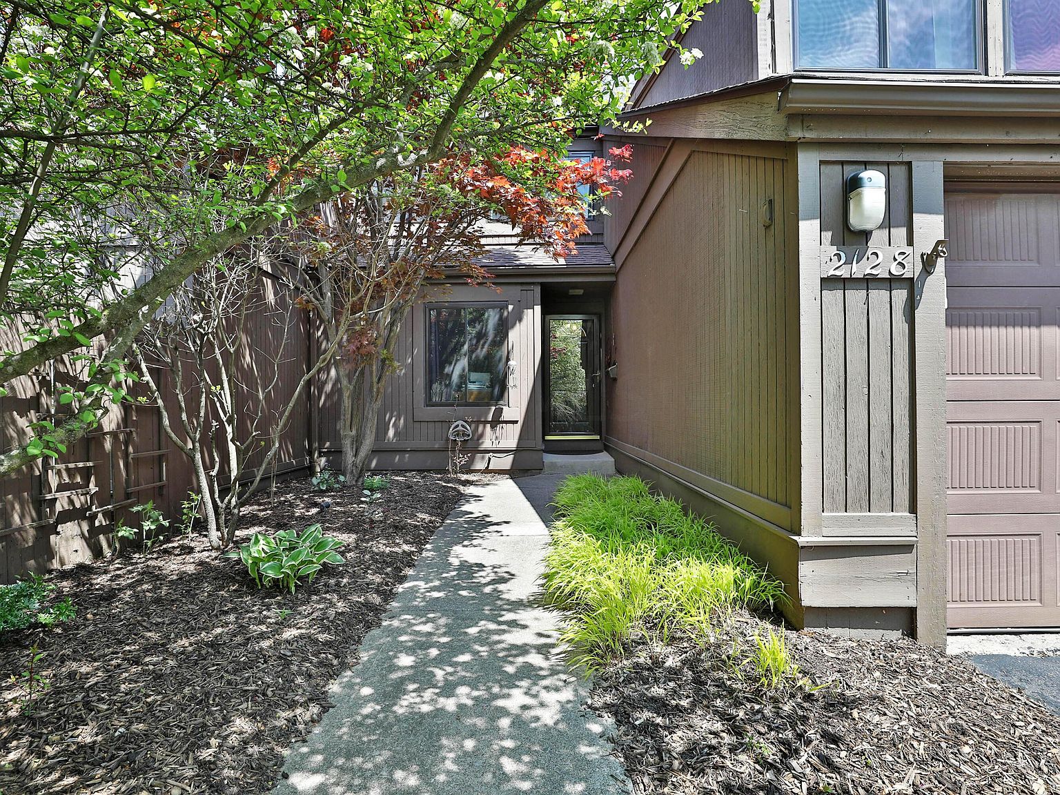 2128 Willowick Sq, Columbus, OH 43229 Zillow