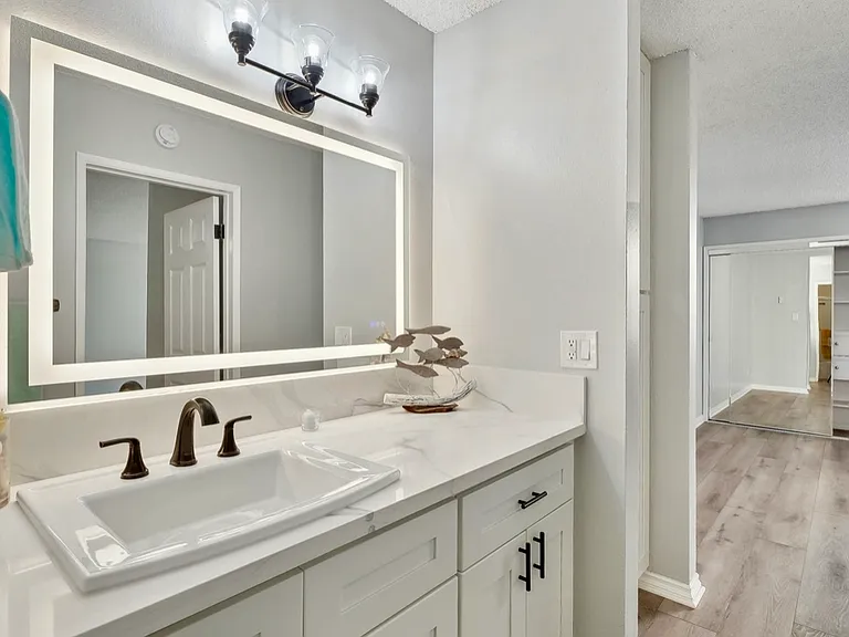 Beachbrook Village — Photo 15