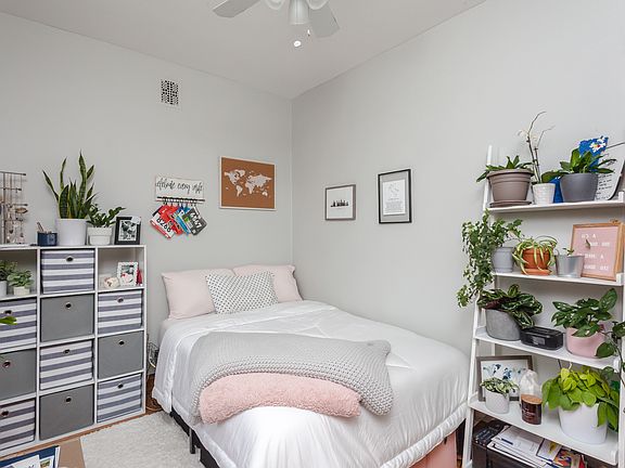 5th image of 1538 W Wrightwood Ave #2