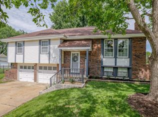 8308 Barry Ct, Belton, MO 64012