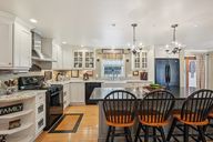 Hanscom Ave-S1208-009.jpg