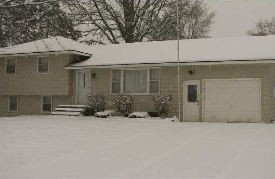 1st image of 854 41st Ave