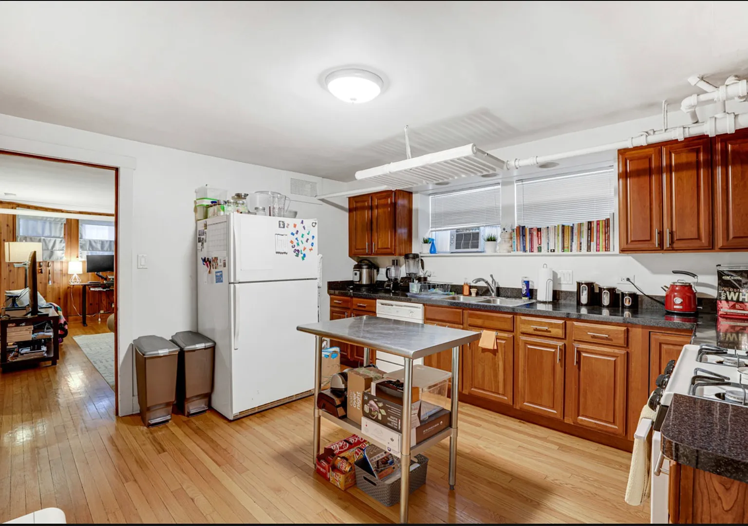 2 bed, $1,925 — Photo 4