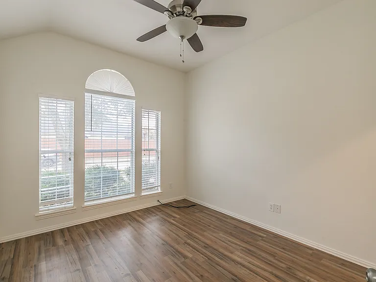 4633 Baldwin Ln — Photo 23