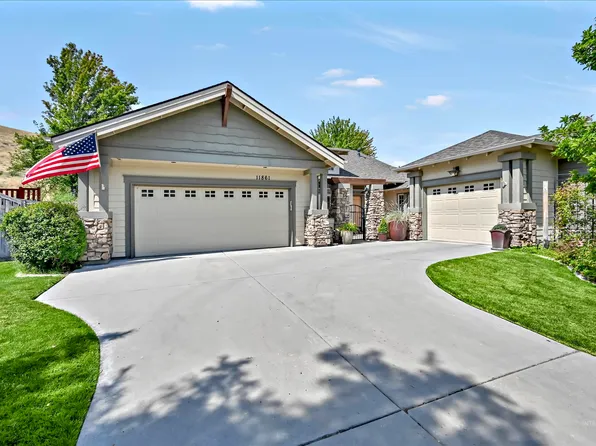 11861 N Humphreys Pl, Boise, ID 83714