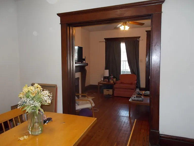 dining roomlooking at living room