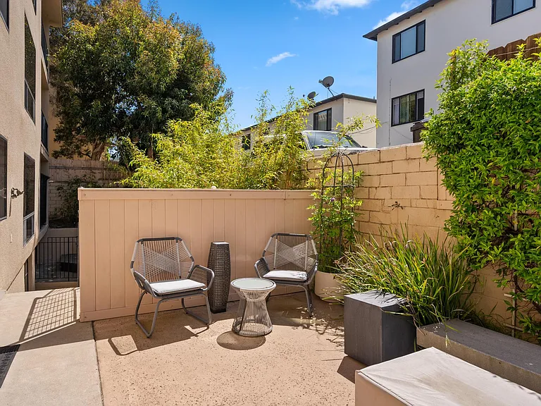 370 Rosecrans St #203 — Photo 38