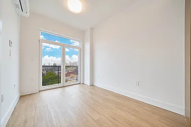 Rented by Living New York