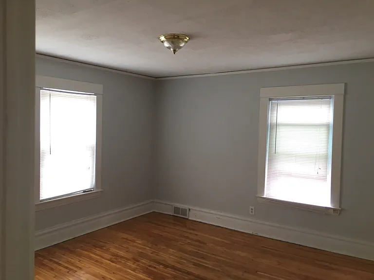 1251 Sigsbee St SE — Photo 8