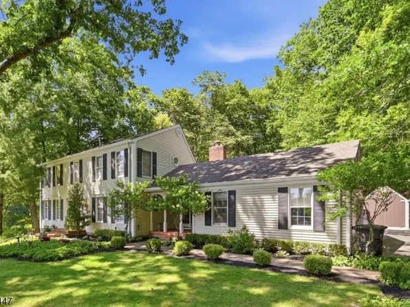 111 Kitchell Lake Dr, West Milford Twp., NJ 07480