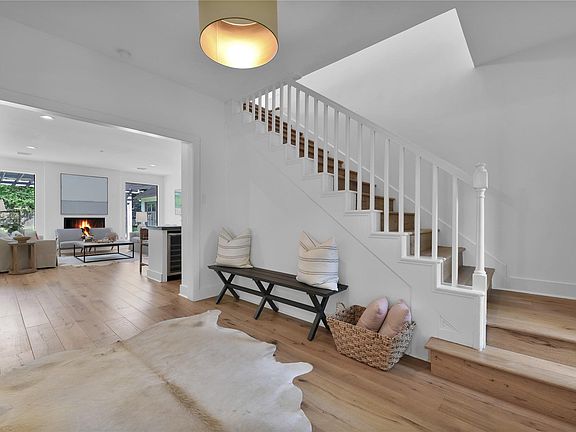 5th image of 2210 Sunshine Point Dr