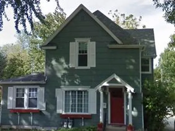 712 W Hill St APT 1, Champaign, IL 61820