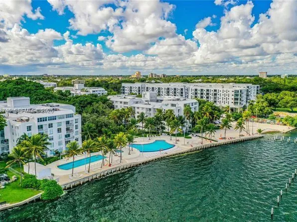 723 NE 62nd St #Townhouse 1, Miami, FL 33138