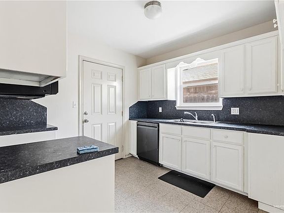 4th image of 3001 Rutgers Ave