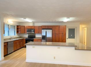 2702 Manoa Rd, Honolulu, HI 96822