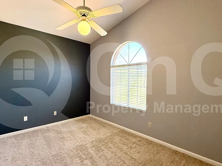 9405 E Presidio Rd — Photo 31