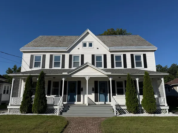 54 Holyoke St, Easthampton, MA