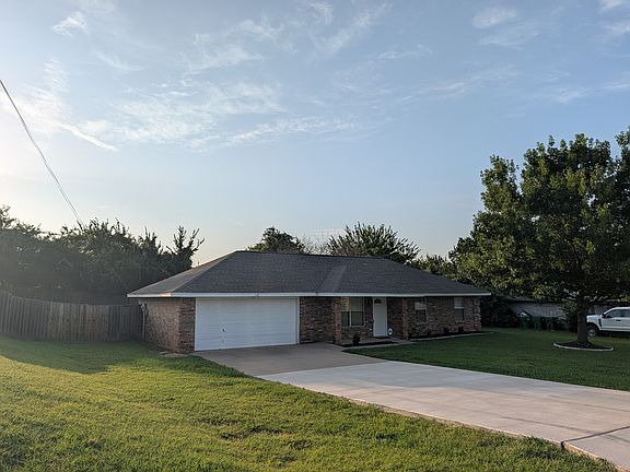3rd image of 118 Westridge Dr
