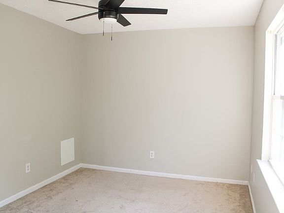 2nd image of 1996 W Brandymill Ln