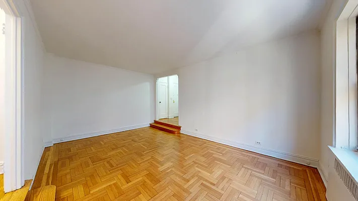 Rented by Bond New York | media 3