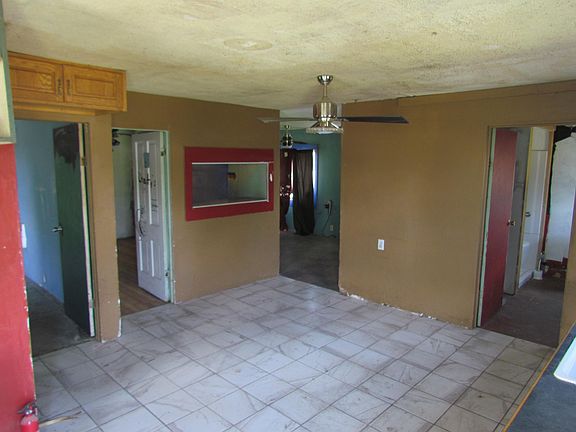 4th image of 1015 E 17th St