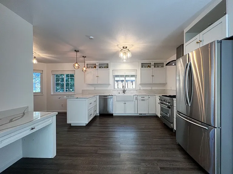 716 La Homa Dr — Photo 18