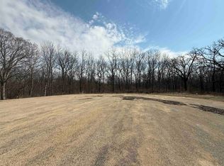 9648 W Royal Oaks Ct, Lena, IL 61048