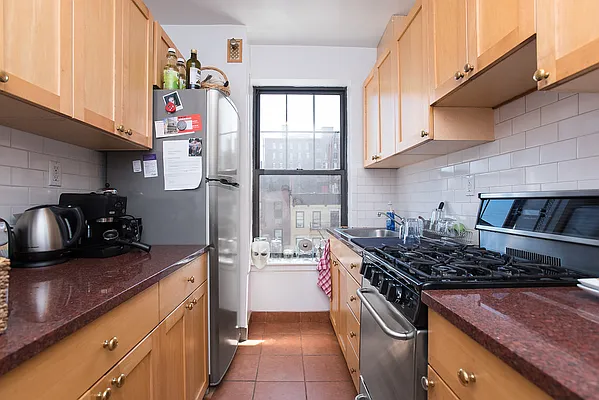 Rented by Emor Management Inc. | media 32