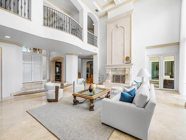 6373 N Ocean Blvd — Photo 10