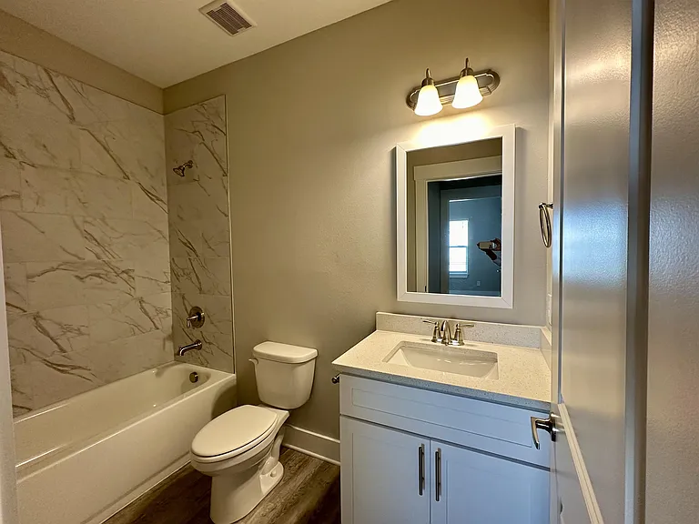 215 Date Palm Ln — Photo 15