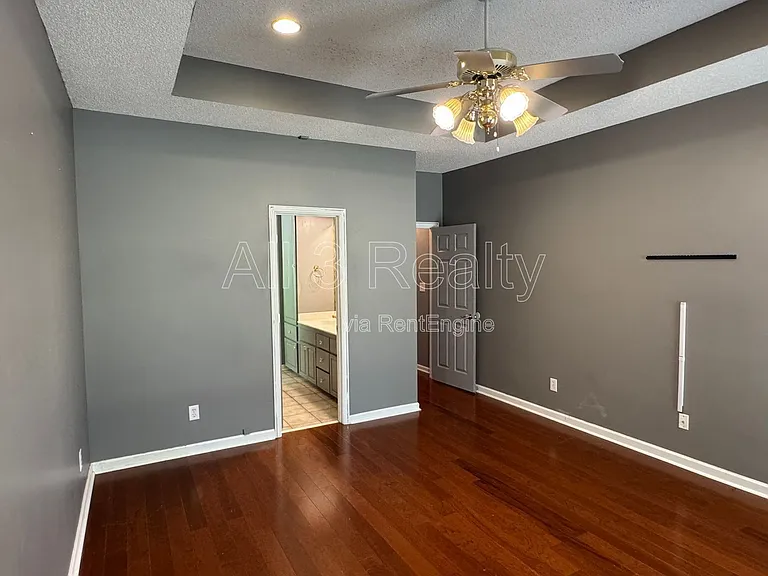 6272 Deerwood Dr — Photo 21