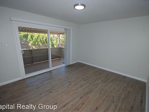 3rd image of 1427 El Camino Real APT 14