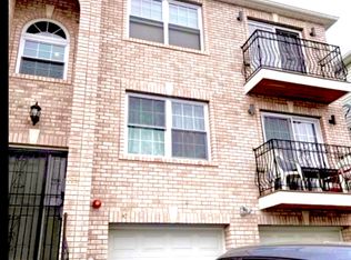 713-715 S 12th St #2, Newark, NJ 07103