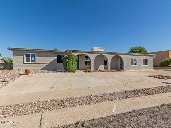 9811 E Sellarole Rd, Tucson, AZ 85730