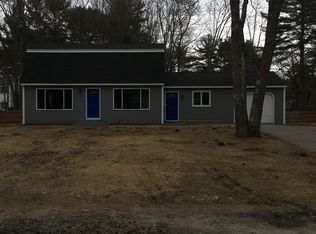 2 Salem St, Topsham, ME 04086