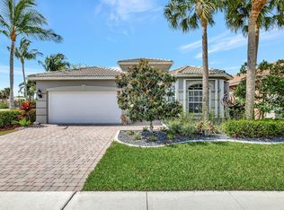 8640 Via Avellino, Lake Worth, FL 33467