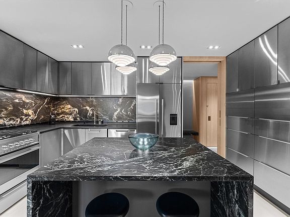 3rd image of 65 E India Row APT 16B