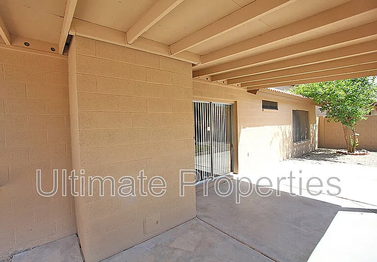 1225 E Harvard Ave — Photo 19