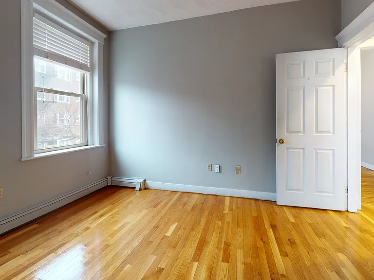 1625 Commonwealth Ave #9 — Photo 5