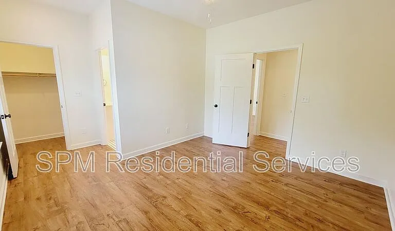 5012 Barefoot Dr — Photo 8